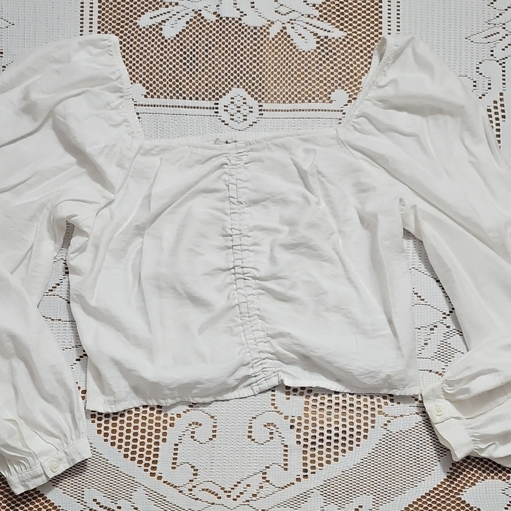 Elegant White Puff Sleeve Top